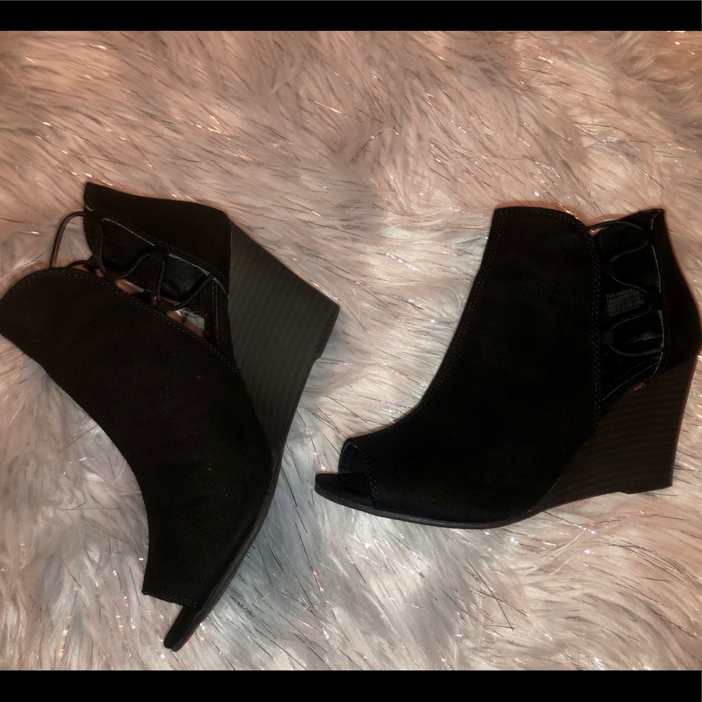 Cute Wedge Sandals